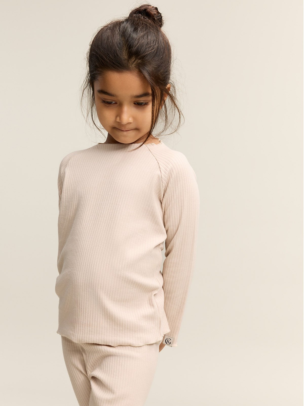 Gullkorn Olivin Genser Beige