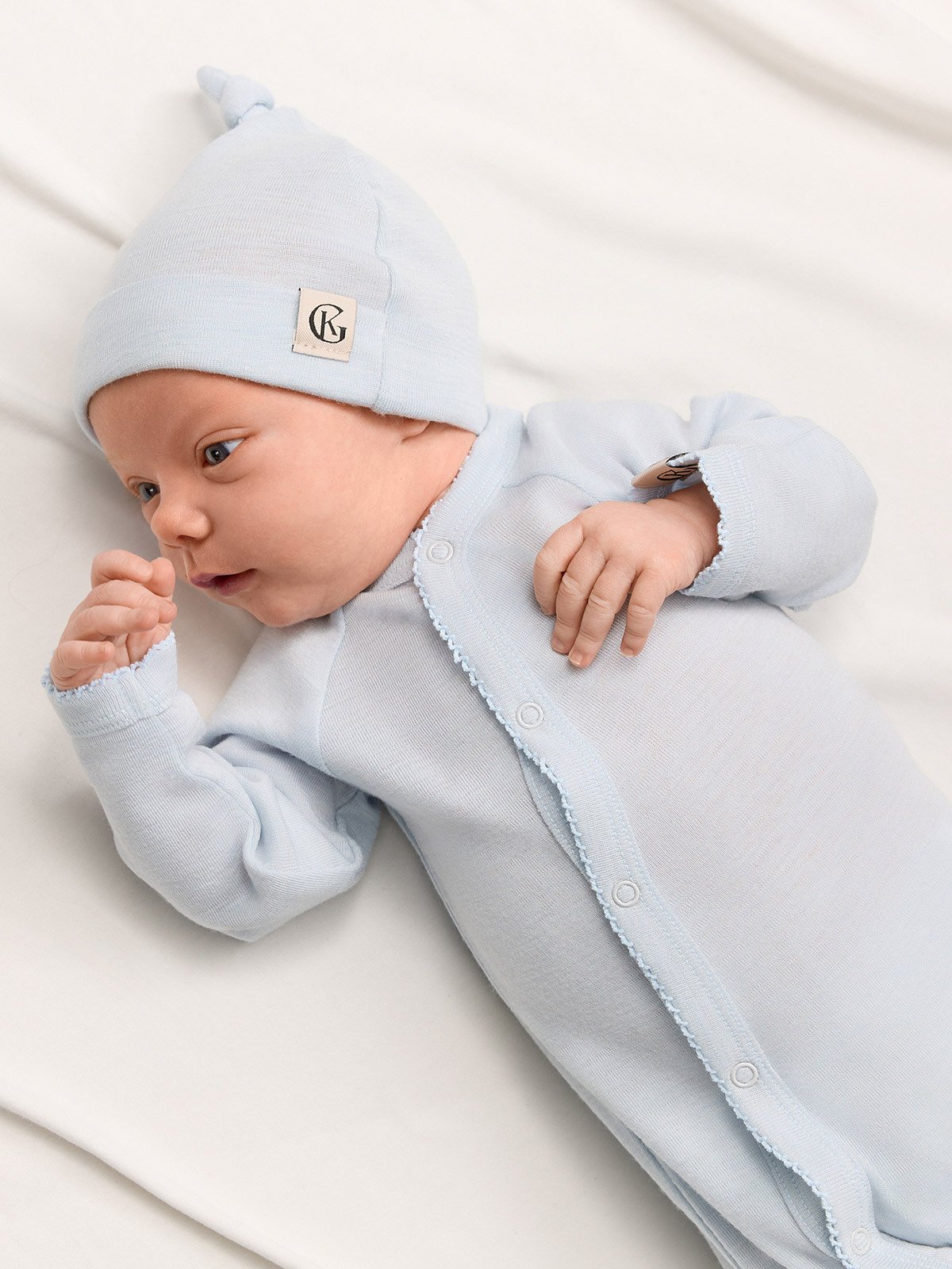 Gullkorn Vakke Ull Babydress Lys Blå