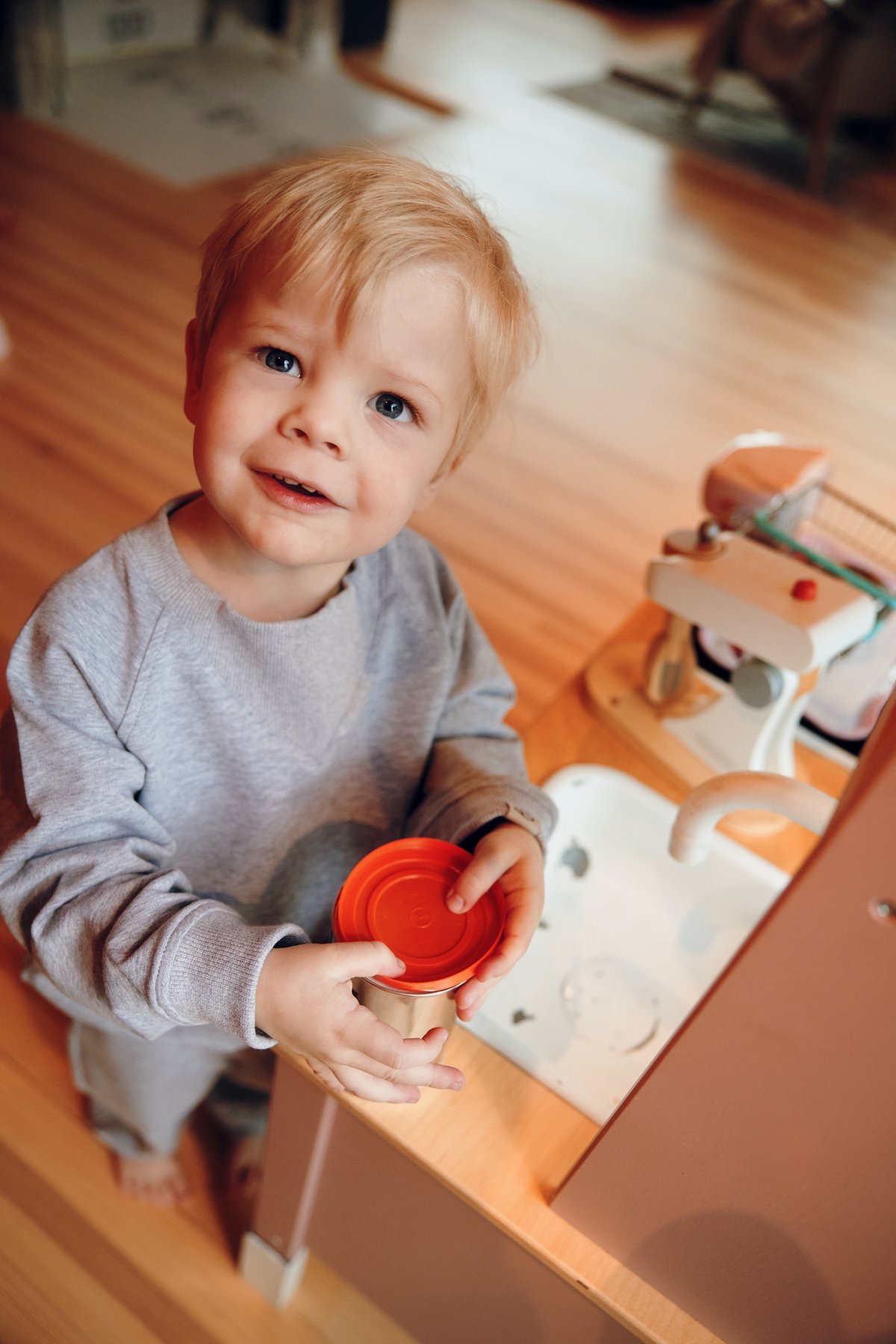 Gullkorn Kromit Sett Gråmelert