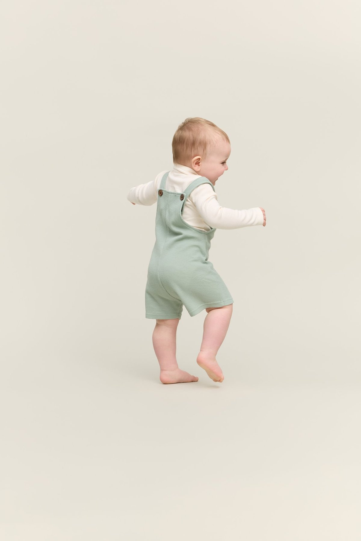 Gullkorn Basal Baby Shorts Grågrønn