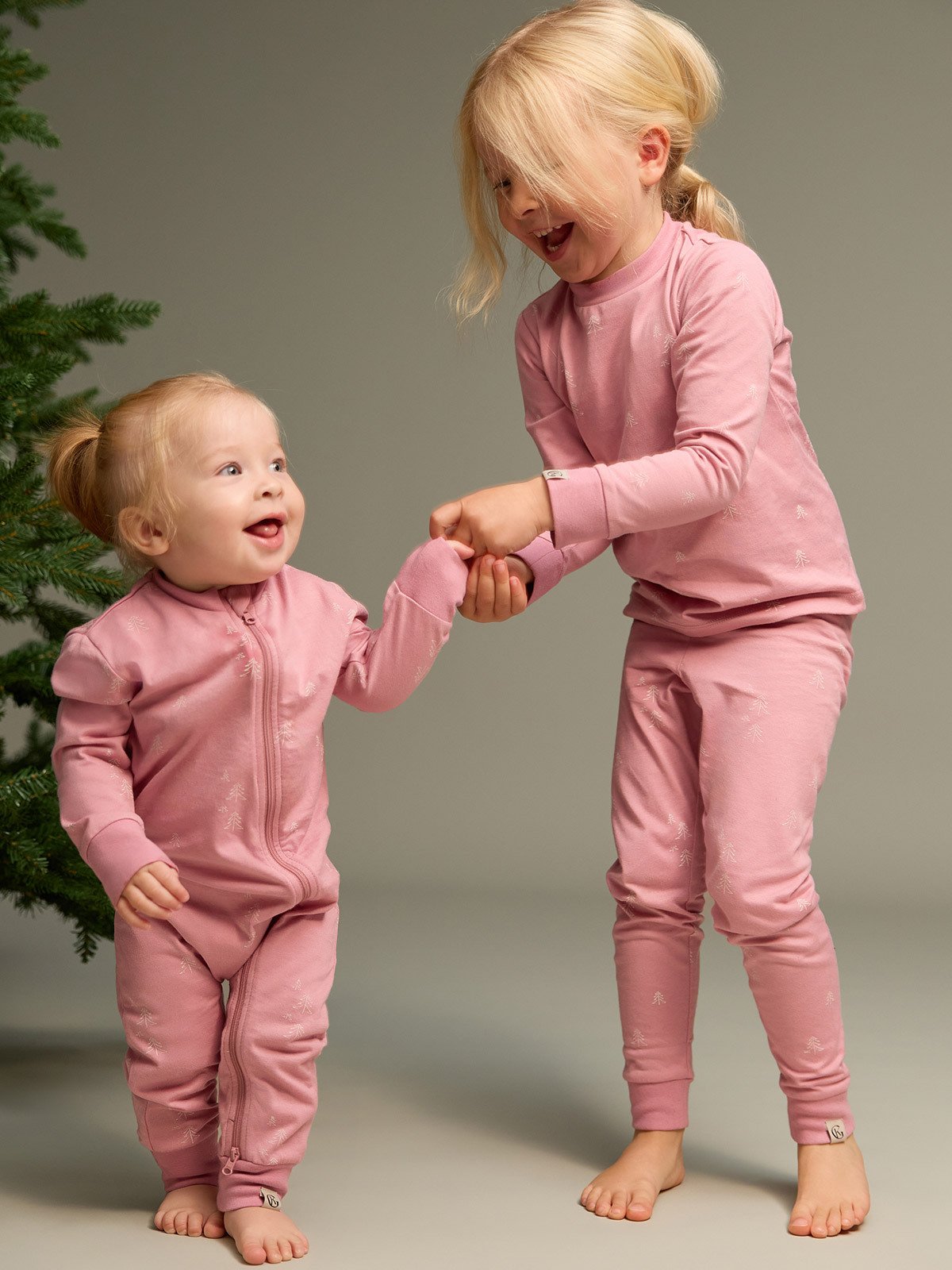 Gullkorn Pegma Pysjamas Tåkerosa