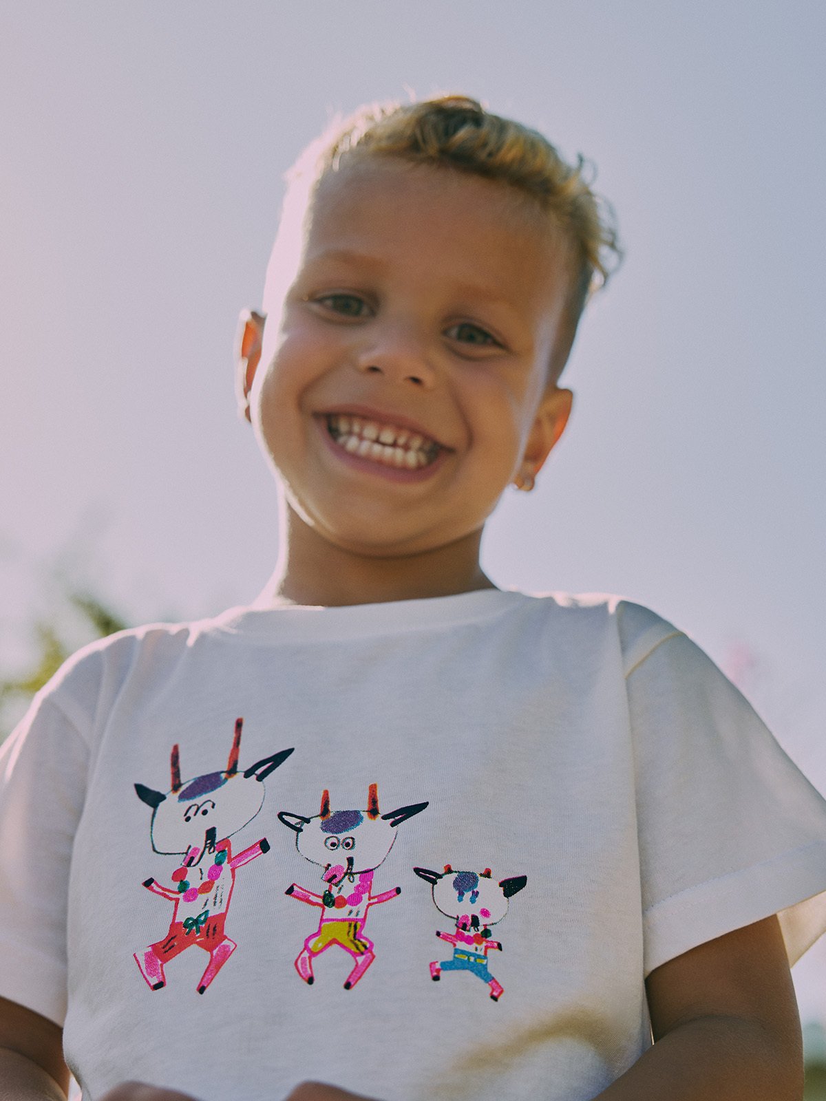 Gullkorn Bukkene T-Skjorte Hvit (P)