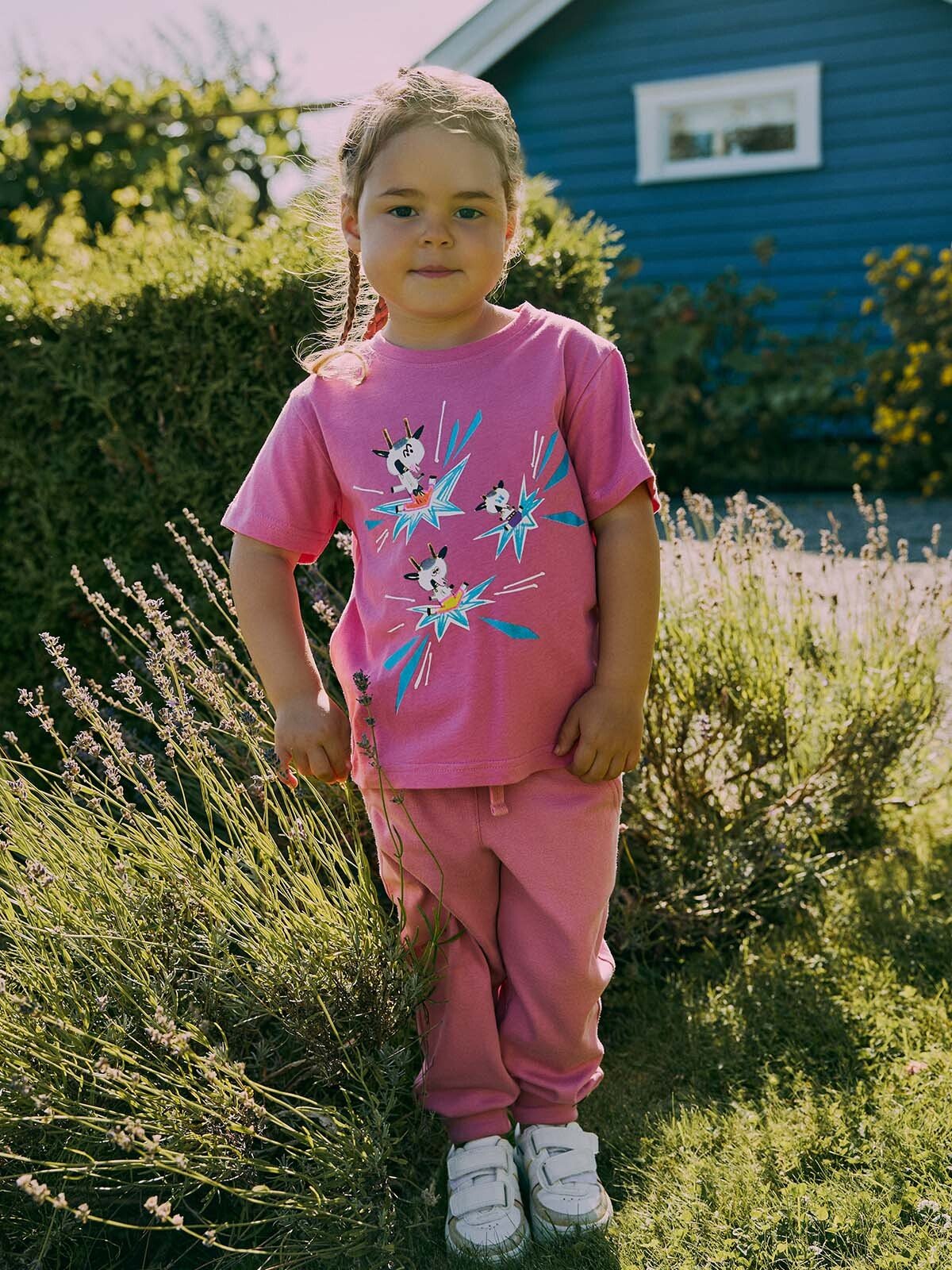 Gullkorn Bukkene T-Skjorte Rosa (P)