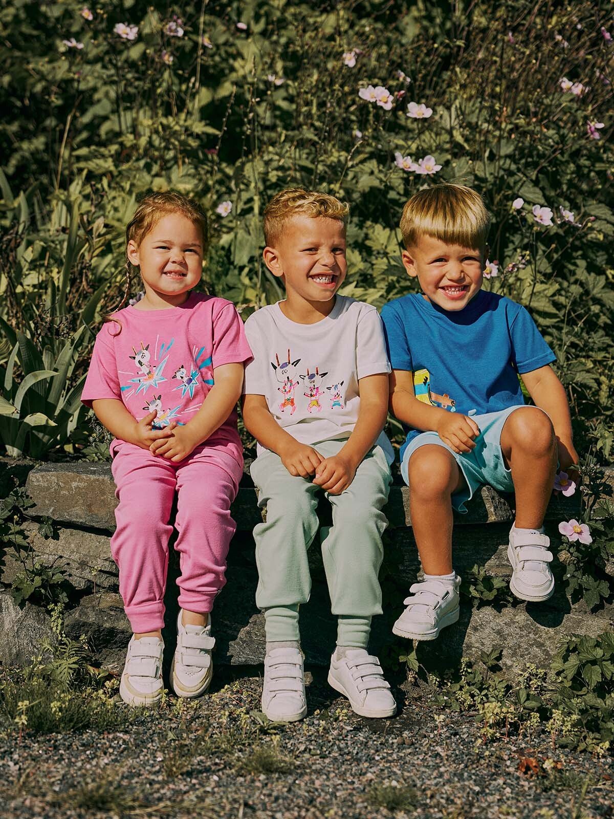 Gullkorn Bukkene T-Skjorte Rosa (P)