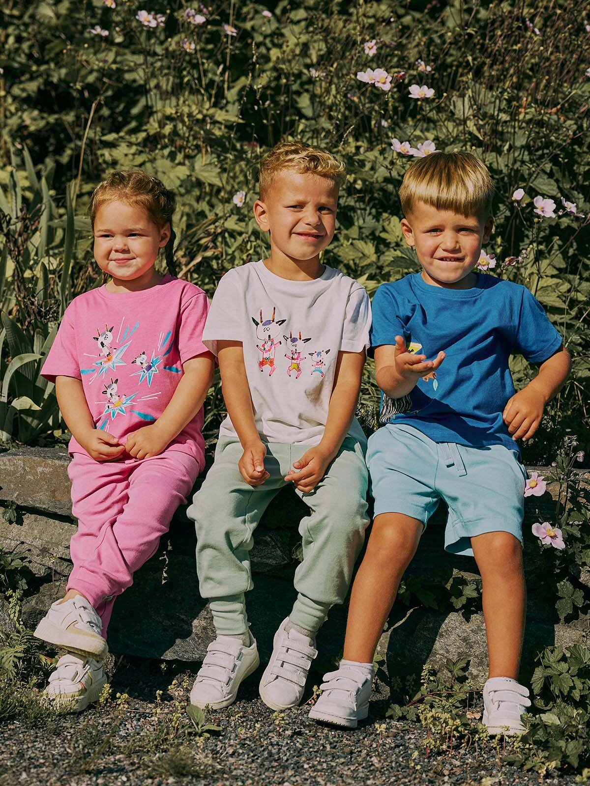 Gullkorn Bukkene T-Skjorte Rosa (P)